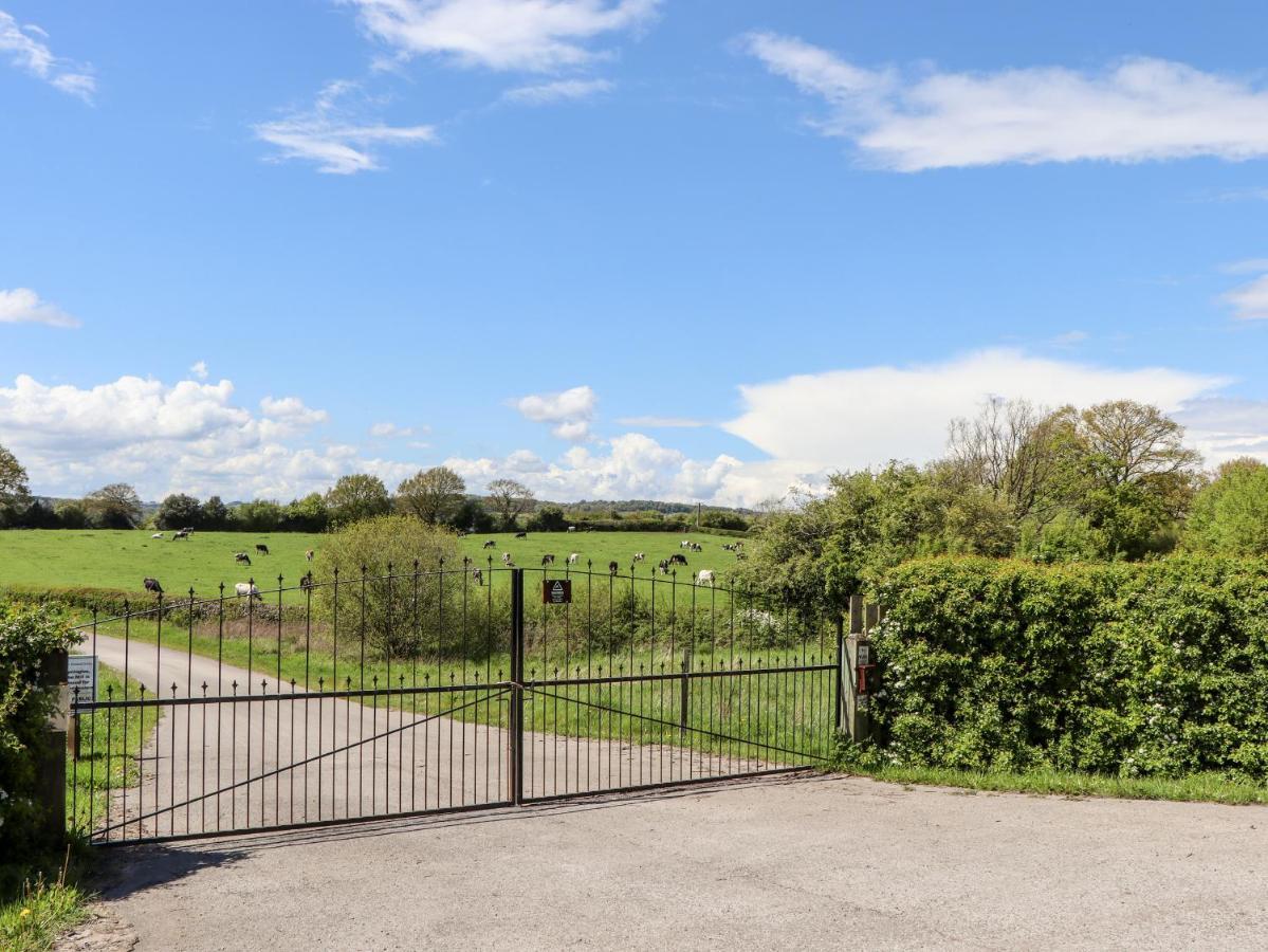 Villa Walnut Barn Belper Exterior foto