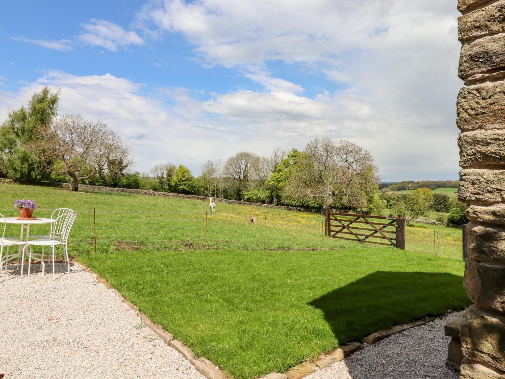Villa Walnut Barn Belper Exterior foto
